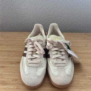 Adidas Samba OG in Cream and Brown